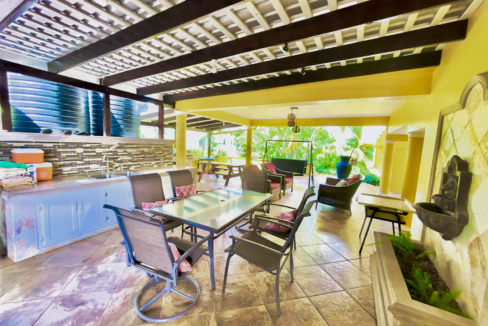 St-Lucia---black-bay---Villa---pinnacle-real-estate