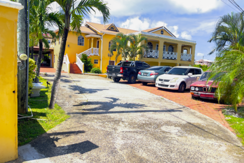 St-Lucia---black-bay---Villa---pinnacle-real-estate-front-new